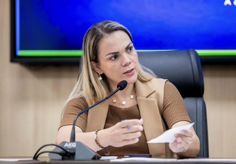 Tá pago: Cláudia de Jesus garante R$ 80 mil para equipamento agrícola em Ouro Preto do Oeste